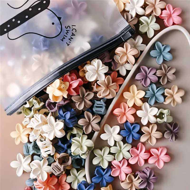 1020pcs Small Hair Claw Clips Sweet Color Mixed Flower Frosted Clips Hairpin Barrette For Women Girl Kids Hair AccessoriesW254021