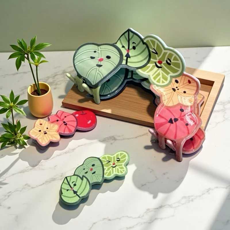 YHJ Funny Smile Face Leaves Hair Claw Creative Colorful Crab Hair Clip Trendy Claw Clip Sweet Hairpin Hair Accessories for WomenW254021