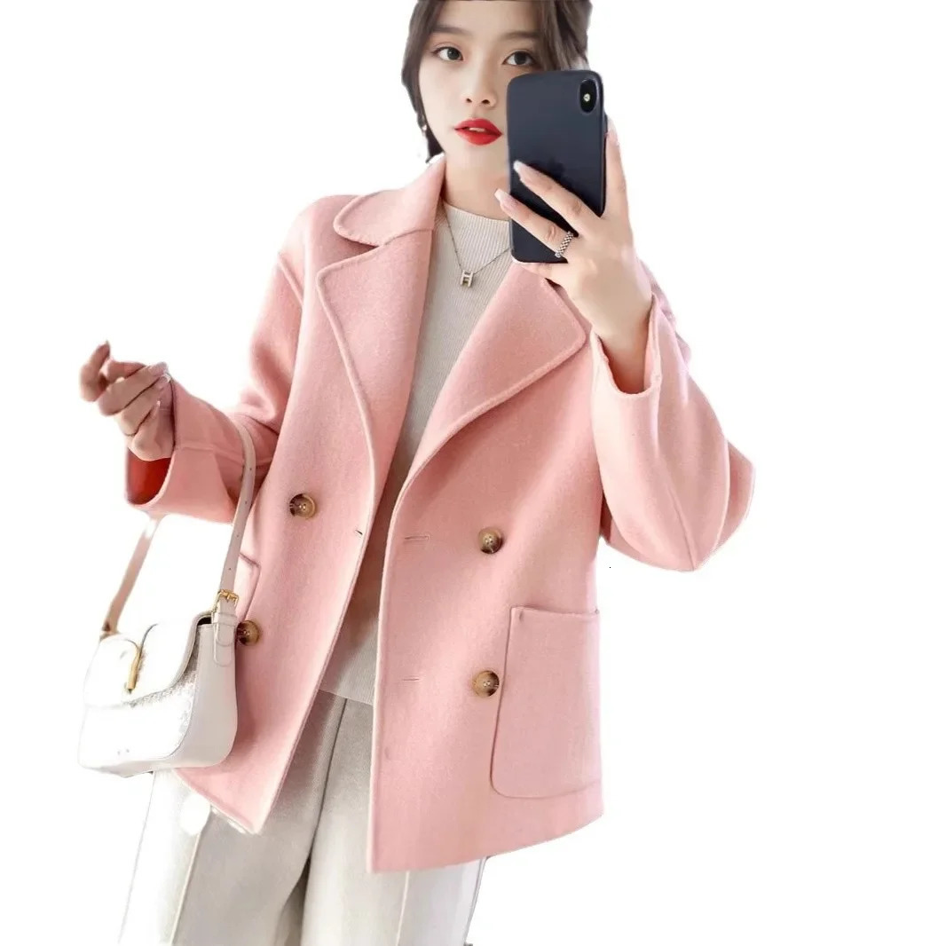 Womens Woolen Coat Short Loose Fit Autumn Winter Fashion Trend Lapel Jacket Small Size Outerwear AntiSeason Suit Style 251021