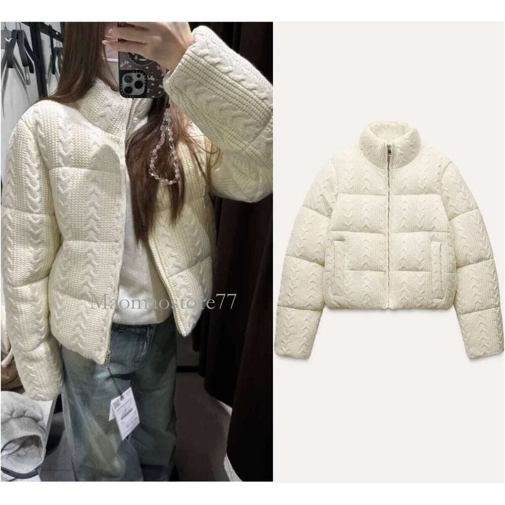 2025 Winter New Women's Fresh And Elegant White Turtleneck Knitted Thick Cotton Warm Bread Jacket womens coat