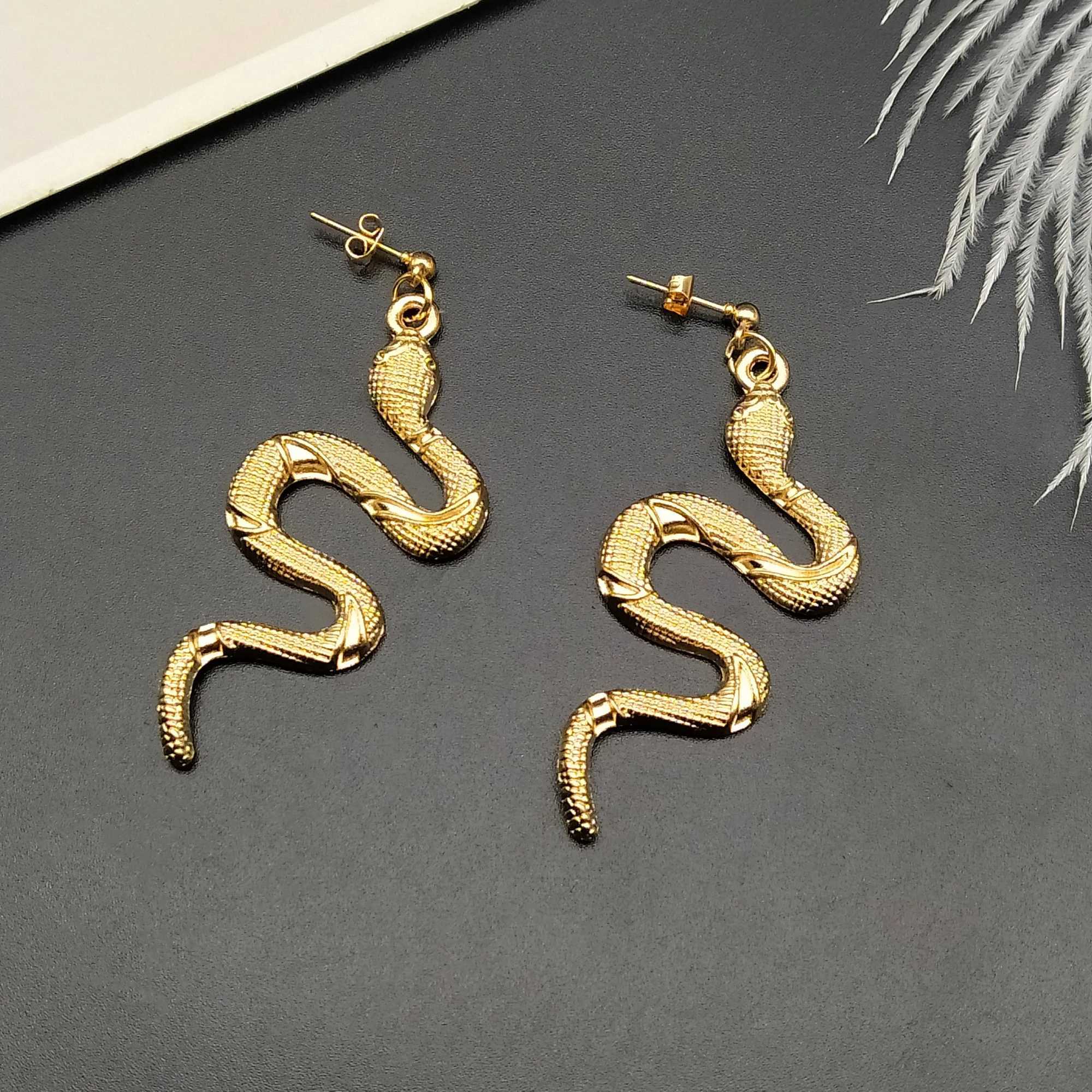 2021 Trendy Vintage Snake Shape Dangle Earrings for Women Girl Retro Drop Earrings Cute Object Earring Jewelry Bijoux J251021