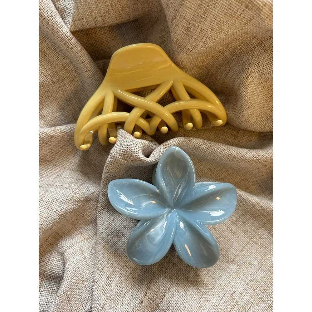 2PCS Korean Flower Twisted Geometry Shark Hair Claw Clamp Hair Accessories Hair Grip Hairpin Professional Salon Fixed Hair ClipsW254021