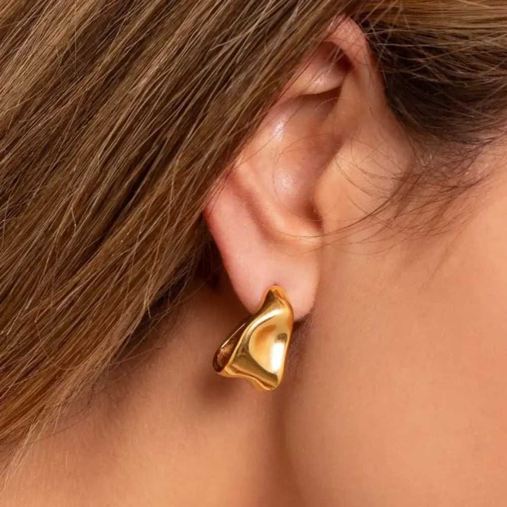 Stainless Steel Gold Color Irregular Wave Shape Hoop Earrings for Women Jewelry Silver Geometric Textured Folded Over Studs J251021