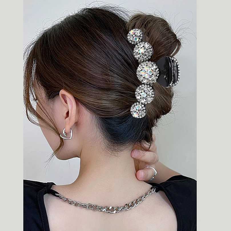 AWAYTR Large Diamond Hair Claws Crab Hairpins Crystal Hair Clips Barrettes Hairgrip Ponytail Women Hair AccessoriesW254021