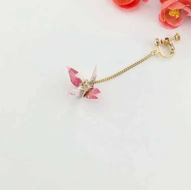 8Seasons 1 PC Origami Women Drop Earrings Ethnic Washi Japanese Paper Crane Pendant Romantic Party Accessories Charms Gift J251021