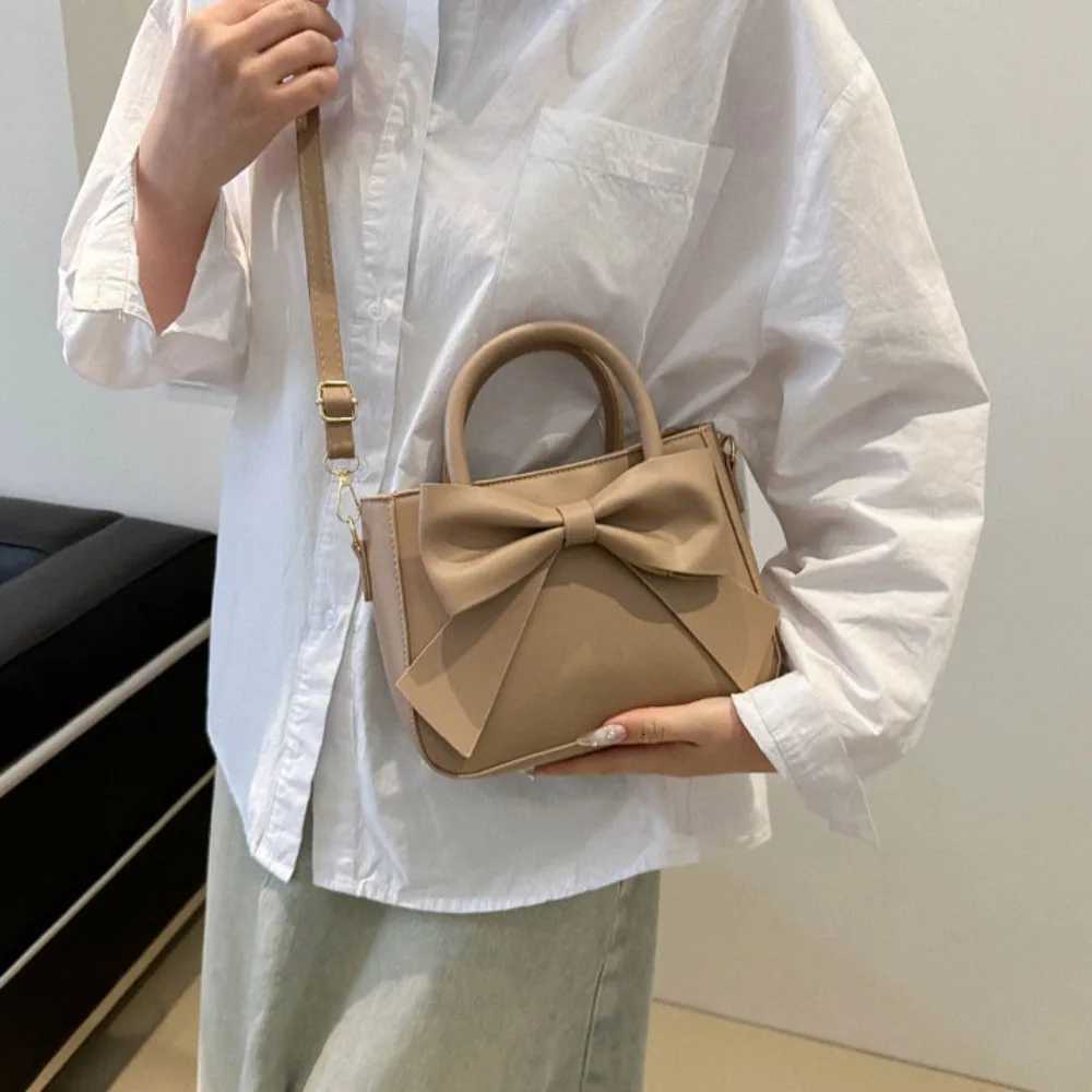 Trendy Bow Lady Shoulder Bag Handbag Solid Underarm Bag Daily Commuting Bag Casual Messenger Bag Sweet PU Leather Square BagXJ251021