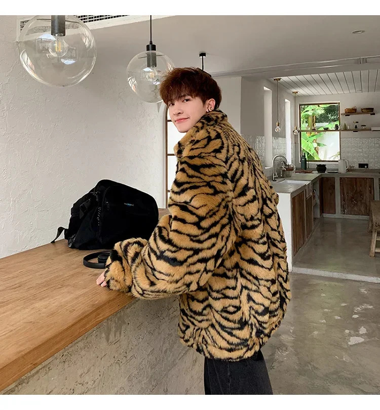 Tiger Stripes Printed Men Jacket Loose Fluffy Fur Leopard Print Long Sleeve Coat 251021