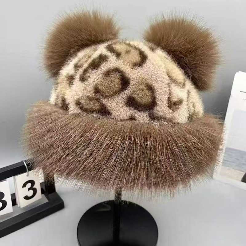 Leopard Print Plush Celebrity Hat for Women Autumn and Winter New Thickened Ear Protection Faux Fur Hat H251020