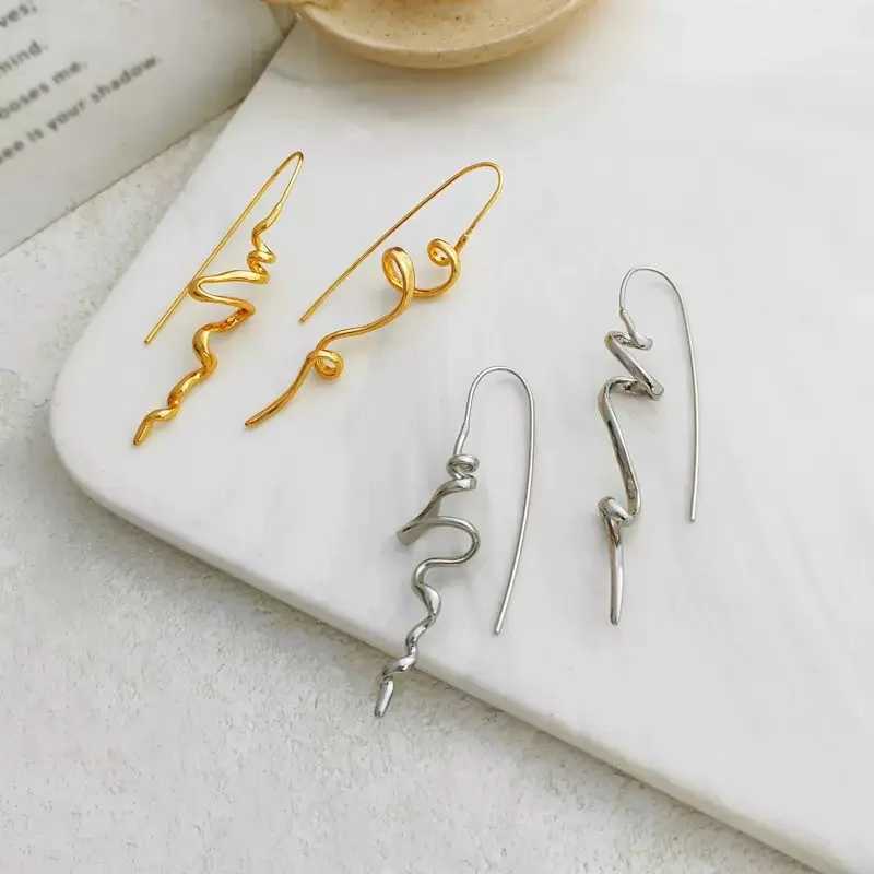 FTCY Retro Geometry Dangle Earrings For Women Gold Color Abstract Spiral Irregular Hanging Earrings Elegant Womens Jewelry J251021