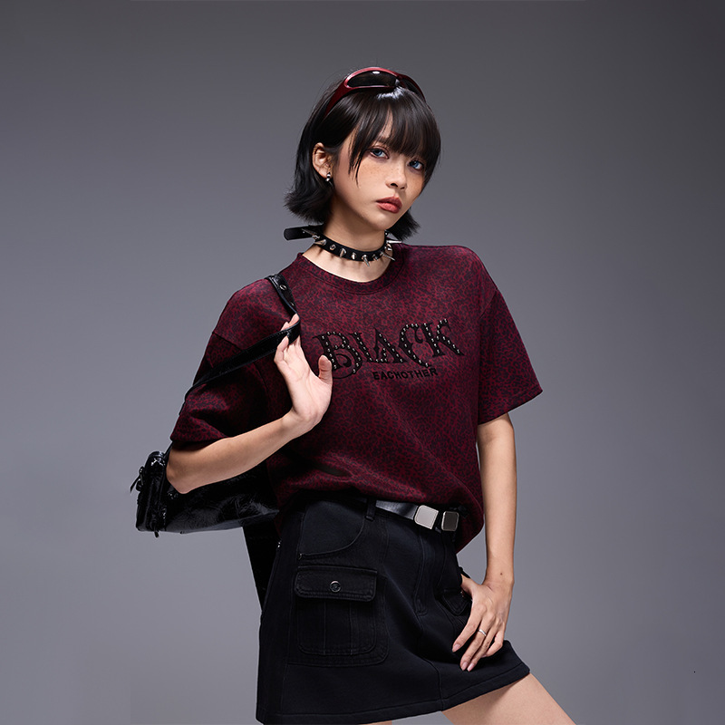 2025 autumn/winter new rivet leopard print women's short sleeved T-shirt autumn designer winter half sleeved top loose casual fashion brand T-shi