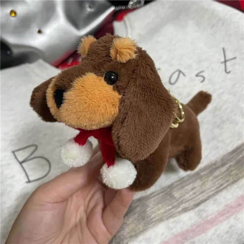 Cute Dachshund Dog with Colorful Sweater Plush Keychain Kawaii Dog Doll Keychain Creative Plush Toy for Women Bag Pendant 2024 W251021