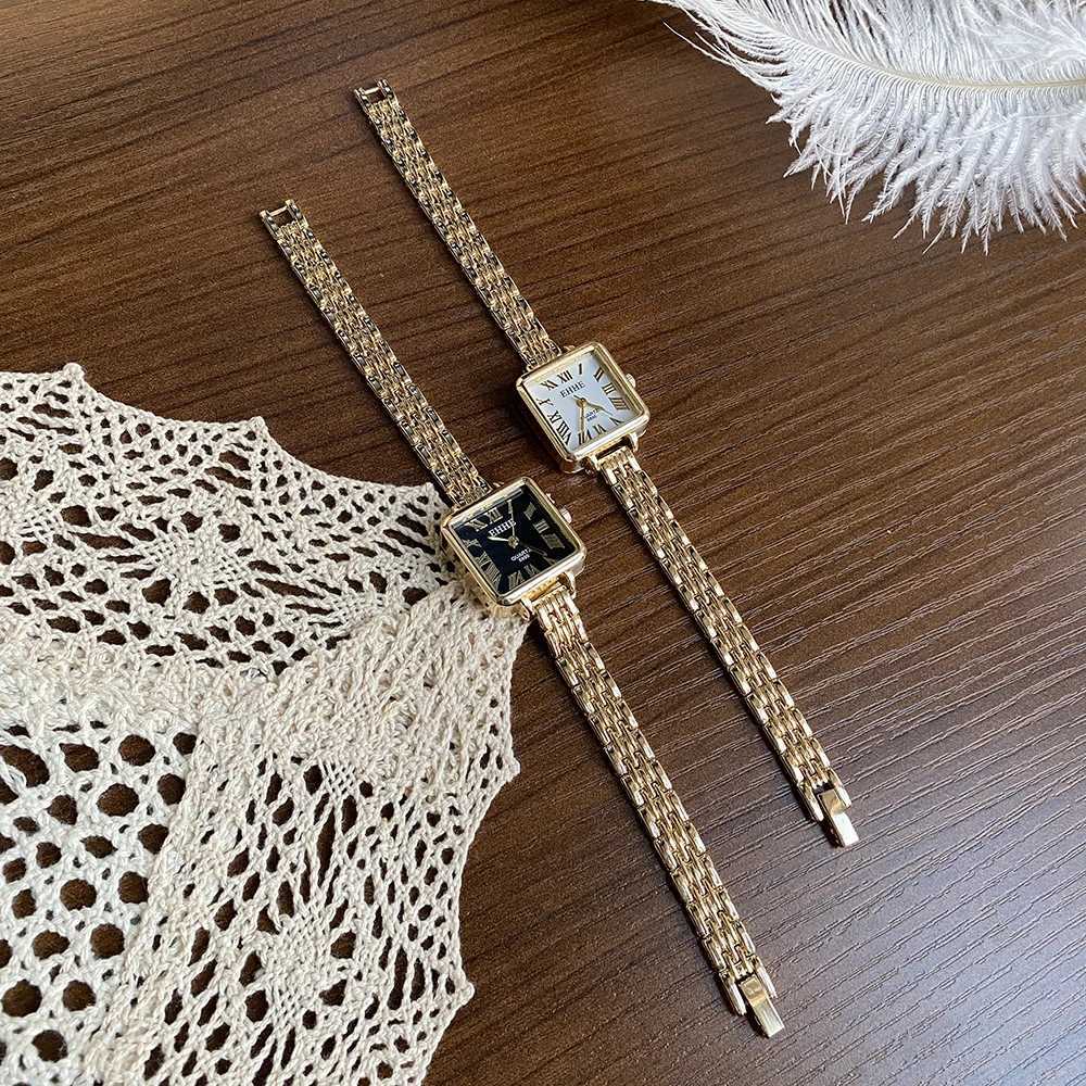 Cute Women Bracelet Mujer Golden Small Dial Quartz Hot Popular Wrist Hour Female Ladies Elegant es MiniXJ251021