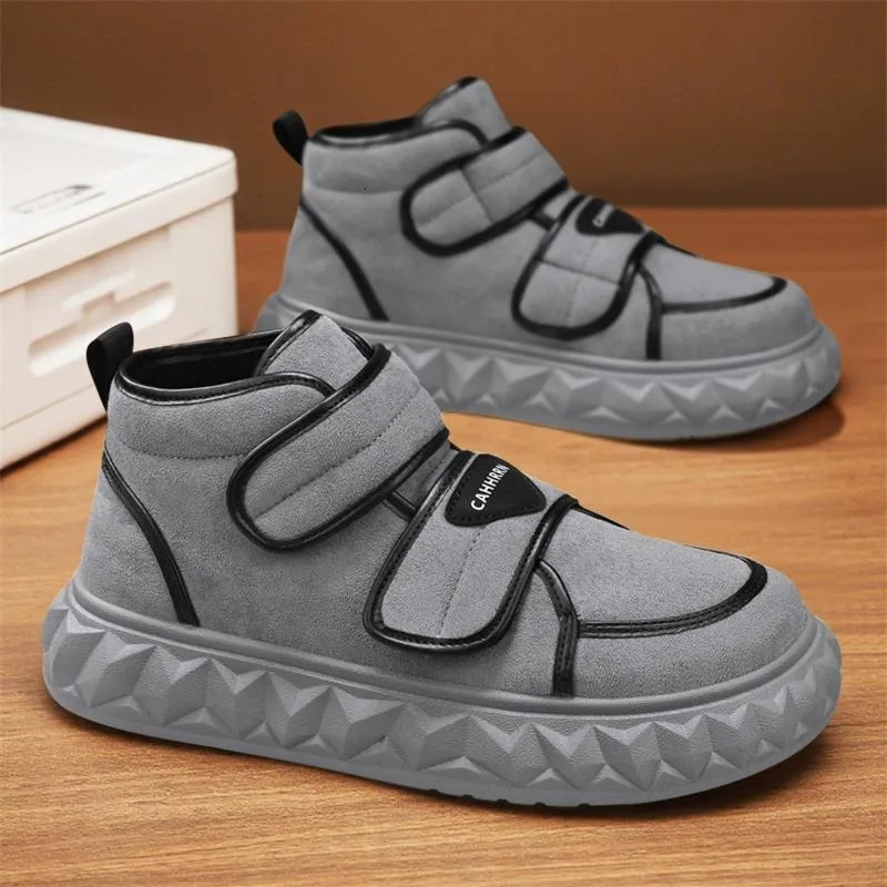 Style Hightop Sneakers with Velcro Loafers Thick Soles Versatile Casual Shoes Short Boots Outdoor Mens Shoes 251017