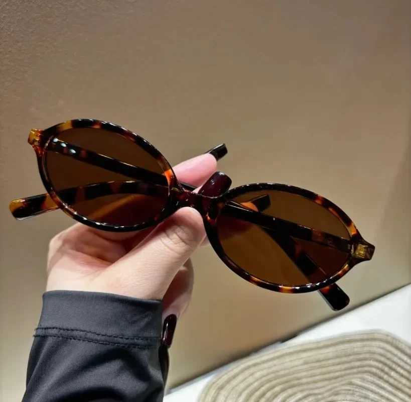 New Frame Oval Shape Sunglasses Classic Mens Vintage Sun Glasses Women Outdoor Leisure Eyewear UV400 Glasses Shades J251114