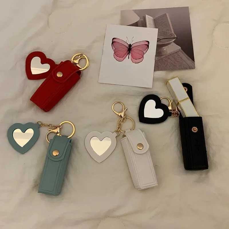 New Portable Lipstick Bag Packet Heart Mirror Keychain Mini Leather Key Chain Ring Small Versatile Keyring Gifts for Girlfriend W251021