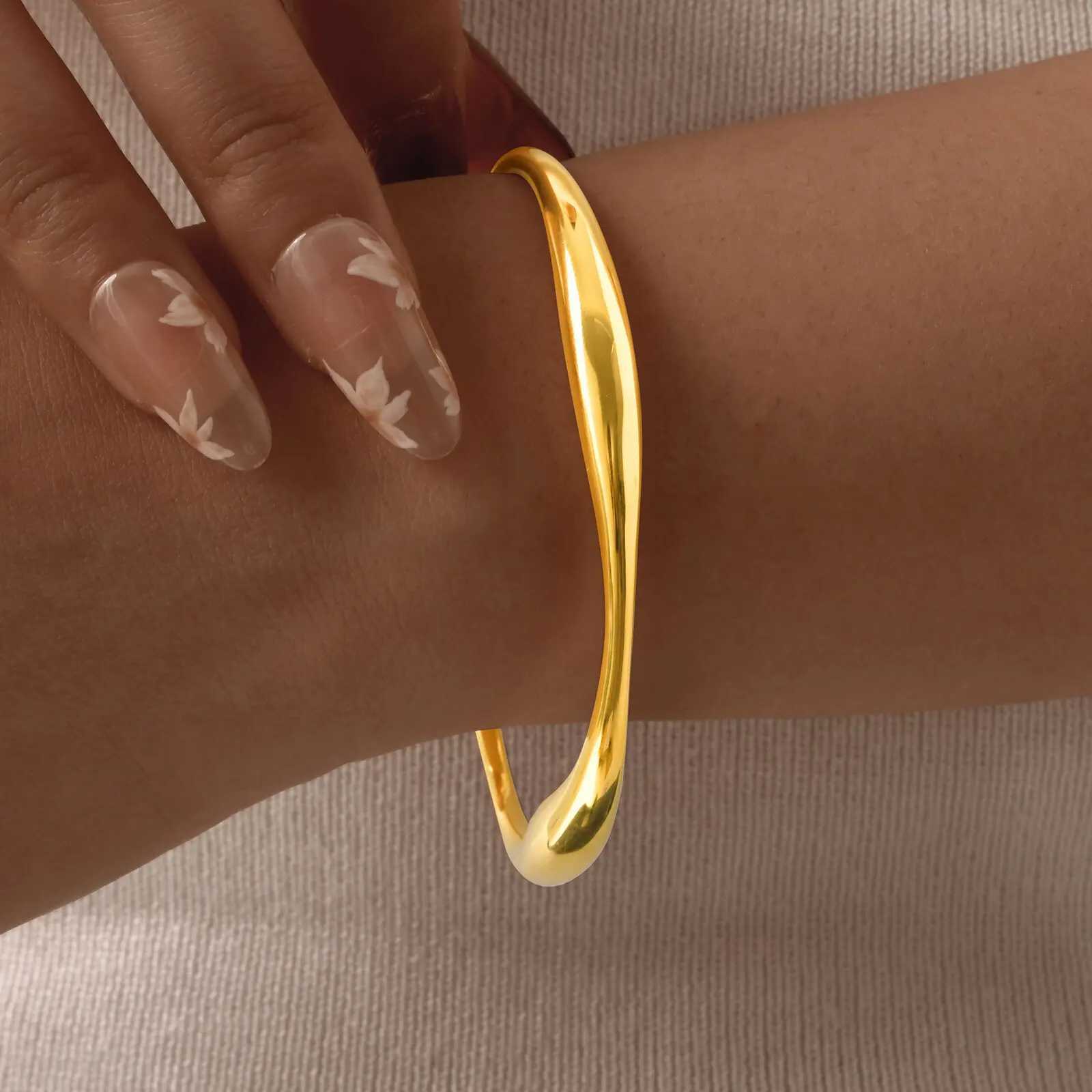 Vnox Stainless Steel Wrist BraceletGold Color Simple Dainty Irregular Geometric Opening BangleMinimalist Women Jewelry Party J251021