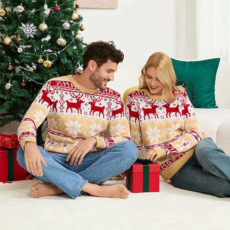 2025 Winter Mom Dad Kids Matching Outfit Christmas Sweater Full Sleeve Warm Soft Knitwear Elk Print Cute Jumper Xmas Family Look L251021HELF