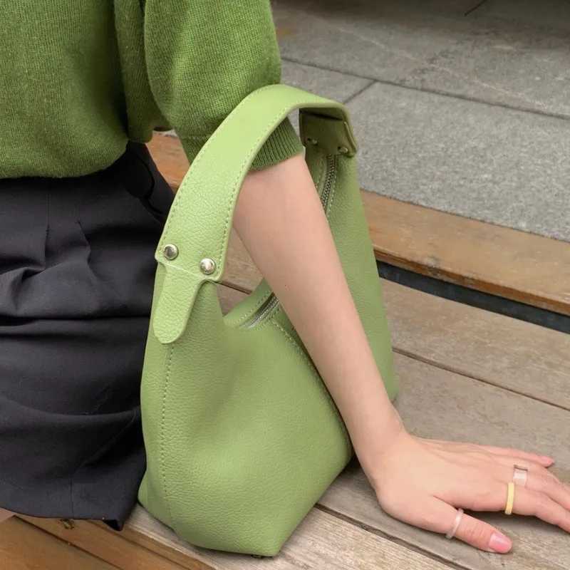Women Vintage Underarm Bag PU Leather Soft Hobo Shoulder Bags New Solid Color Casual Armpit Handbag Girls Outdoor Daily Tote BagXJ251021