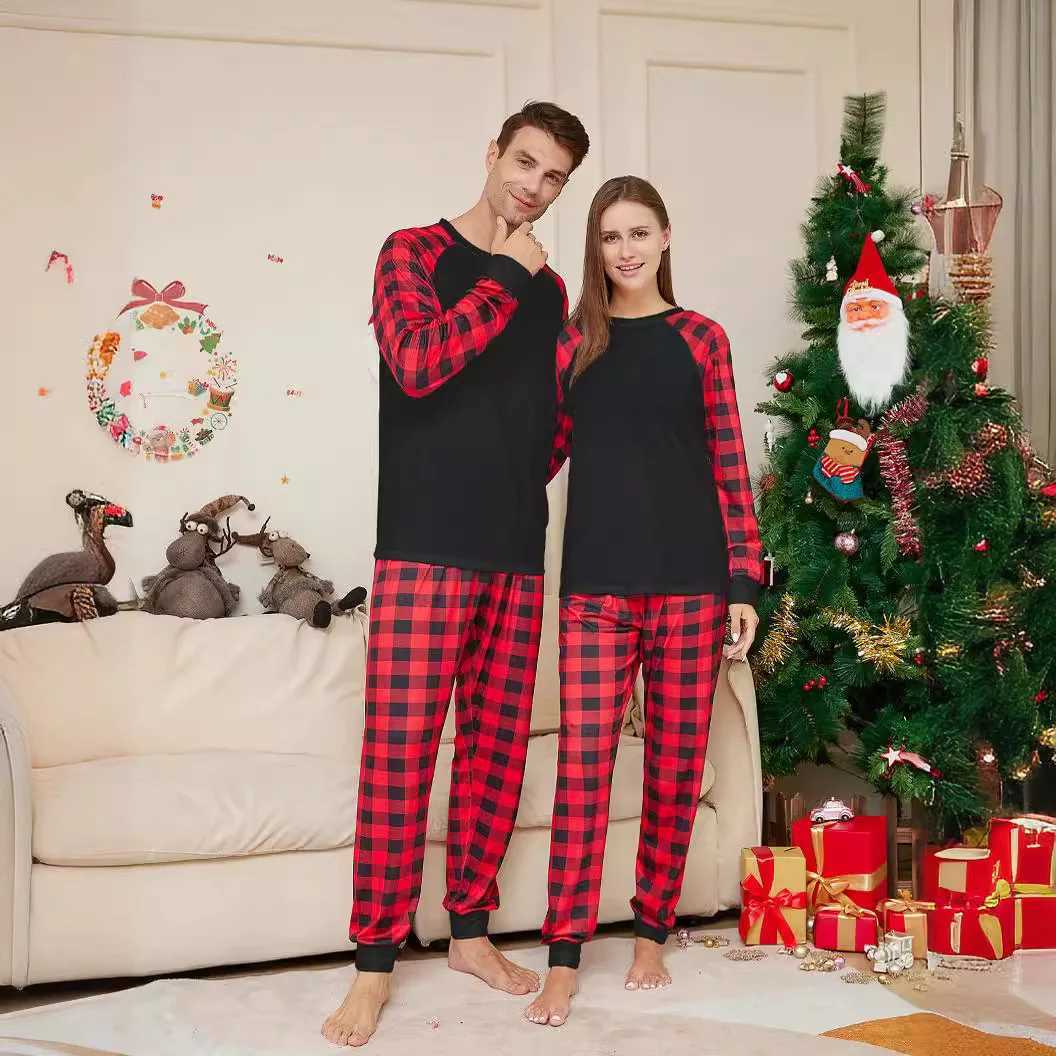 2024 new Christmas solid color plaid family home wear pajamas pajama pants 2 sets mom dad children baby and dog jumpsuit L251021M4PV