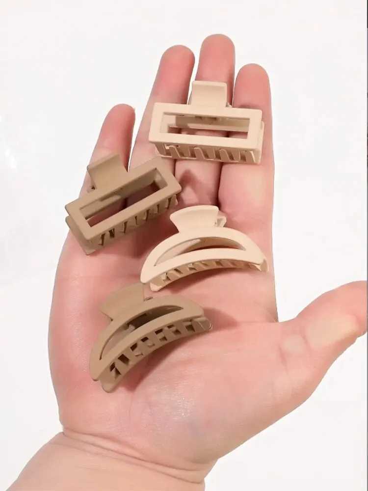 1020Pcs Small Hair Claw Clips for Women GirlsMini Tiny Hair Pins Hair Accessories for Thin Thick Medium Fine HairW254021