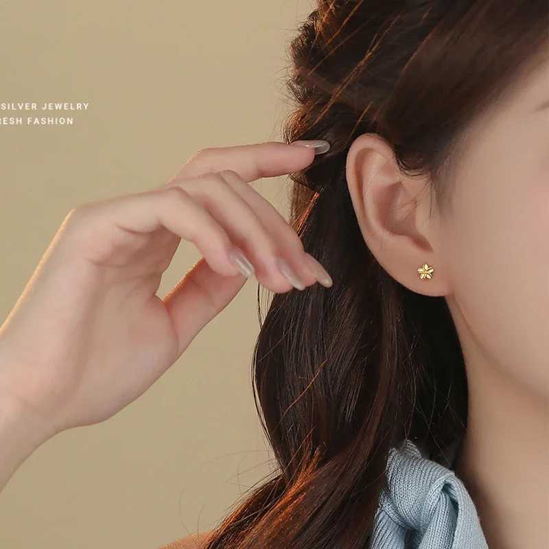 SOFTPIG Real 925 Sterling Silver 5MM Flower Mini Stud Earrings for Women Classic Plant Fine Jewelry Ear Hole Care Accessories J251021