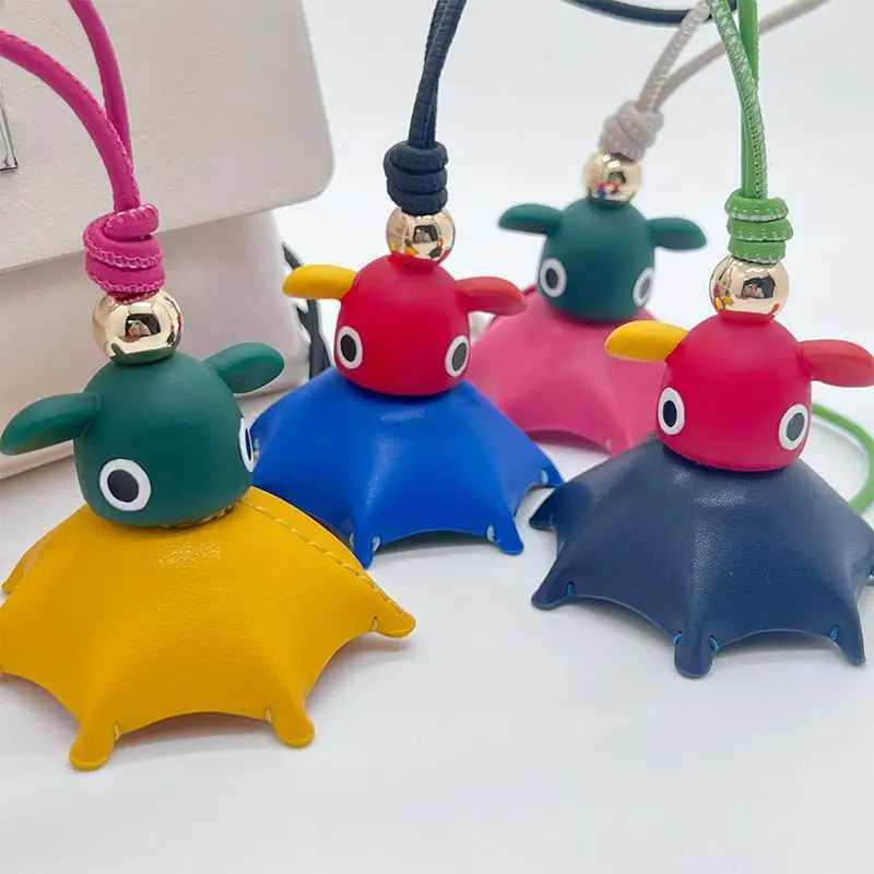 Luxury Brand Womens Bag Pendant Designer Cute Elf Bag Accessories Simple Versatile Gifts Pendant New Bestsell Couple Keychains J251121
