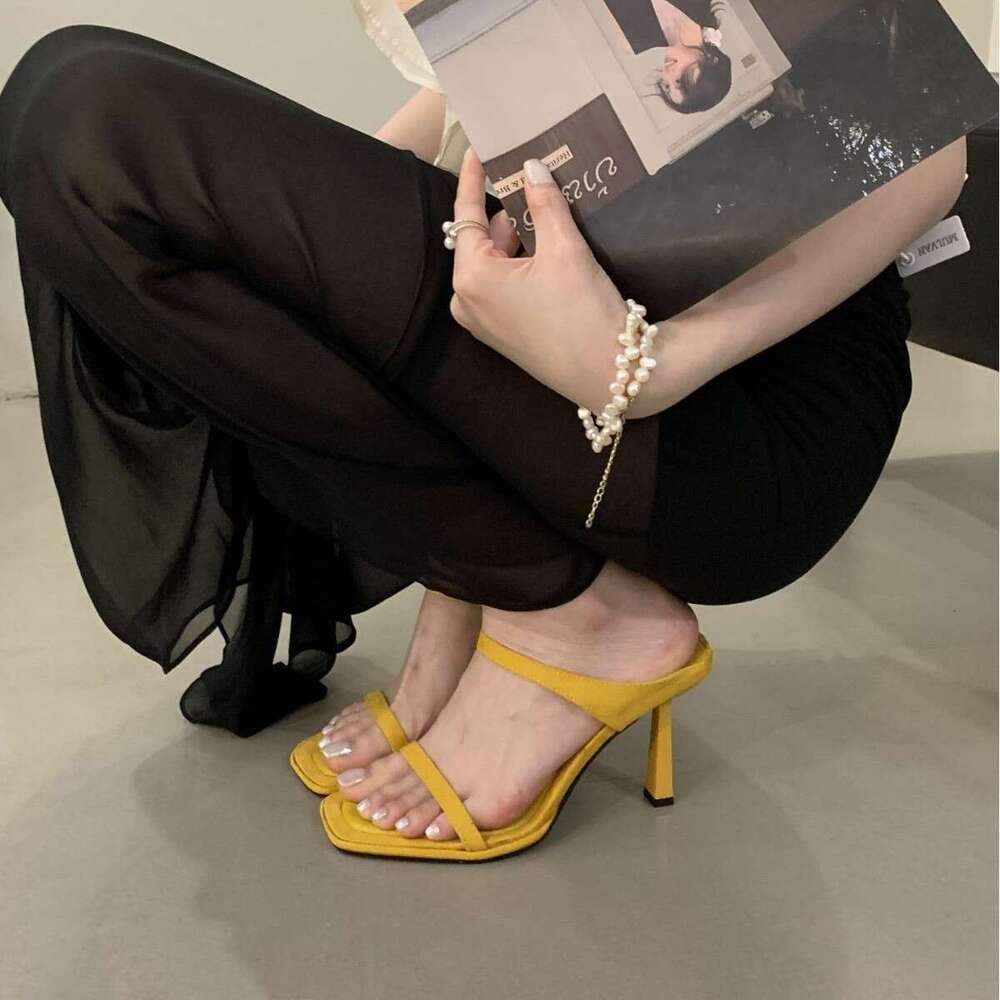 2025 Summer New High Sandals for Women Black Square Open Toe One Strap Thin Heel Designer Shoe Slippers Single Shoes