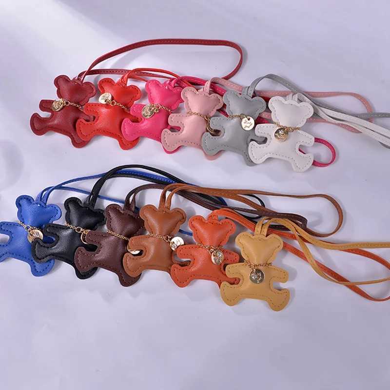 New Fashion Cute PU Leather Bear Keychain For Women Key Ring Chain Female Keyring Rear View Mirror Pendant Girls Gift W251021