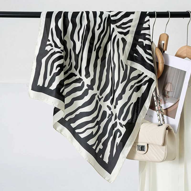 70CM New Leopard Print Square Scarf Womens Imitation Silk Scarf Casual Versatile Decoration Small Neck Scarf Hijab W251021