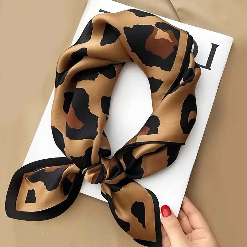 Luxury Brand Wen opard Print Square Hijab Scarf Soft Satin Silklike Small Neck Scarf Stylish Casual scarfW251021