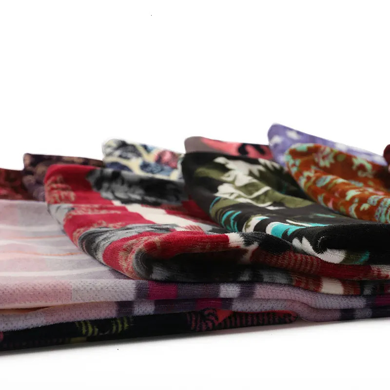 Winter Warm Soft Fleece Scarf Plush Neck Warmer For Women Men Print Floral Snood Scarves Unisex Tippet Neckerchief Shawl Wrap 251021