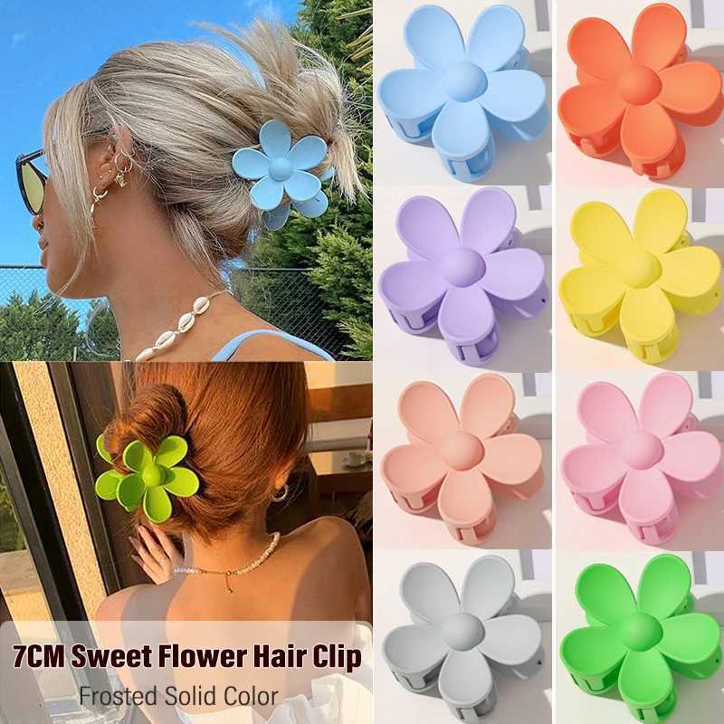 7CM Sweet Flower Hair Claw Clips Frosted Solid Color Women Girls Hair Clip Hairpin Shark Clip Ponytail Clips Hair AccessoriesW254021