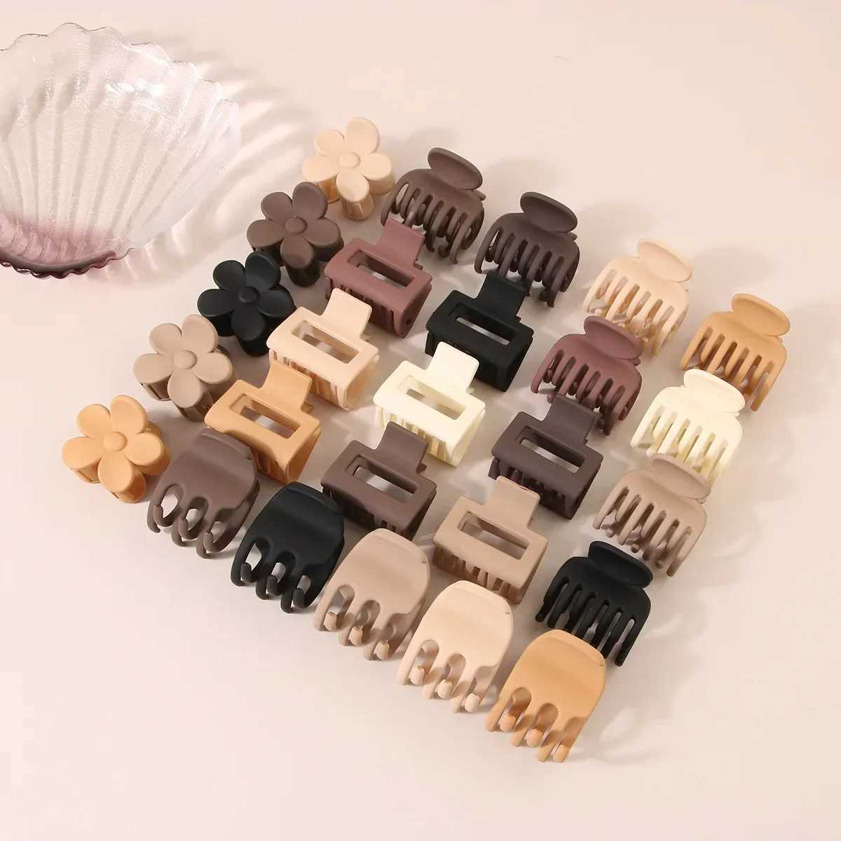 New Fashion Medium Hair Claw Clips Nonslip Crab Square Matte for Women Girls Strong Hold Banana Clips Shark Hair ClipW254021