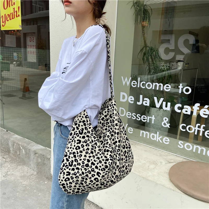Womens Shoulder Bags Leopard Print Flower Fashionable Trendy Canvas Cross Bags Large Capacity Portable Shopping Shoulder Bags 251021