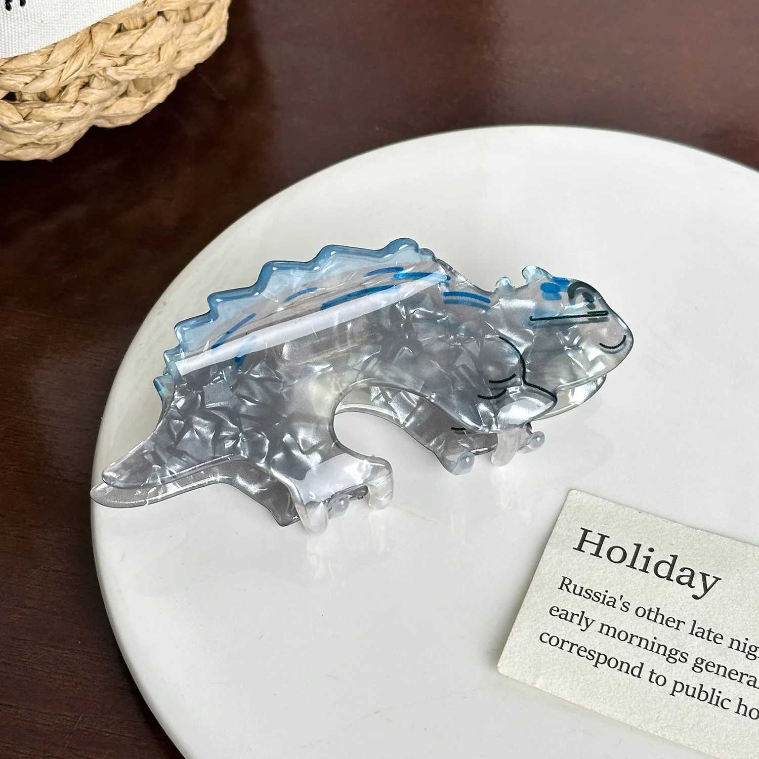 Cute Dinosaur Hair Claw Acrylic Shark Clip Versatile Back Hair Updo Claw Clip for Women Unique Hair AccessoriesW254021