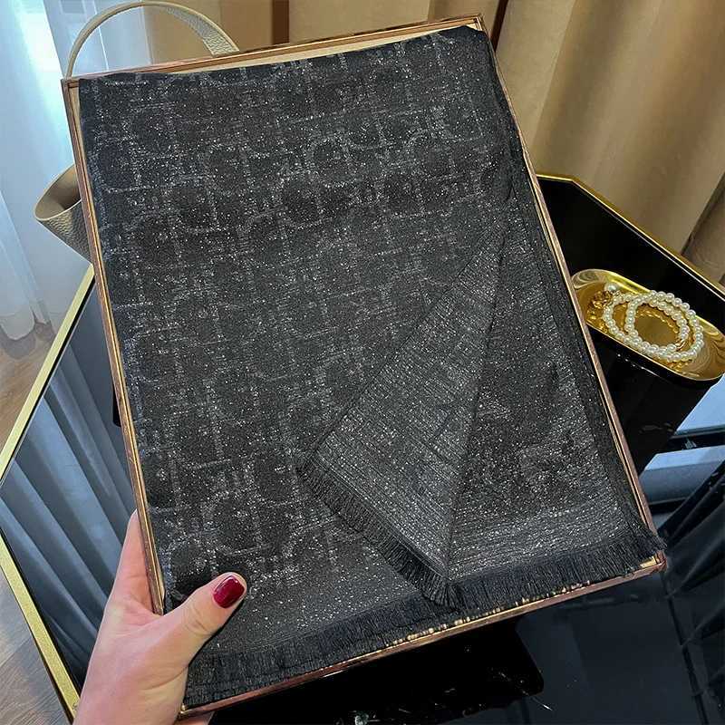 18070Malaysia Latest Tudung Bawal Fashion Print Bohemia Hijab Headscarf Wraps Premium Voile Soft Muslim Scarf Sun Protection W251021