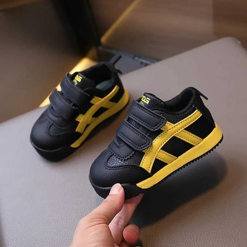 2025 Childrens Sport Shoes Four Seasons Sneakers Boys Nonslip Student Shoes Soft Bottom Kids Casual Shoes Outdoor Shoes C251021