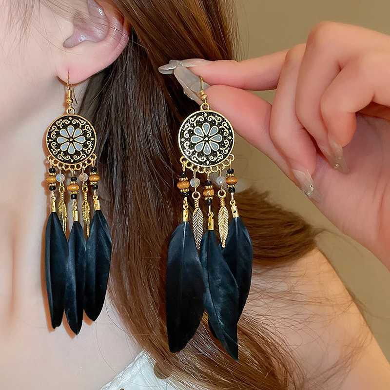 Boho Long Feather Dangle Womens Earrings Beach Long Tassel Beads Handmade Flower Enamel Earrings Bride Wedding Pendientes Mujer J251021