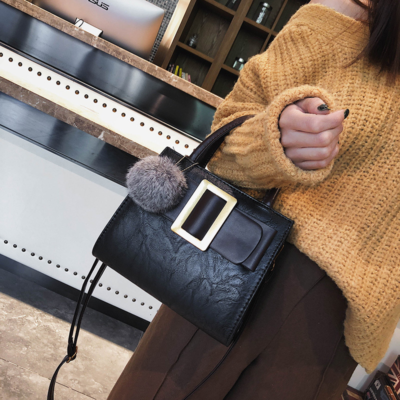 Autumn and winter new retro style designer bag fashionable simple luxurious handbag women's shoulder bag personalized small square bag