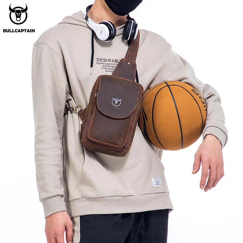 BULLCAPTAIN Mens Crossbody Bags Crazy Horse Leather Chest Bages Retro Zip Pocket Short Travel Bag 251014