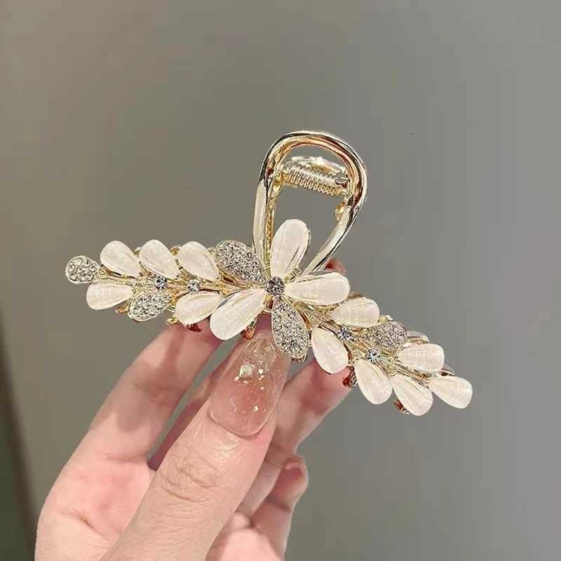 Korean Style Rhinestone Glaze Flower Hair Clip Large Hair Grip Highend Womens Back of Head Hair Claw Fashion Hear AccessoriesW254021