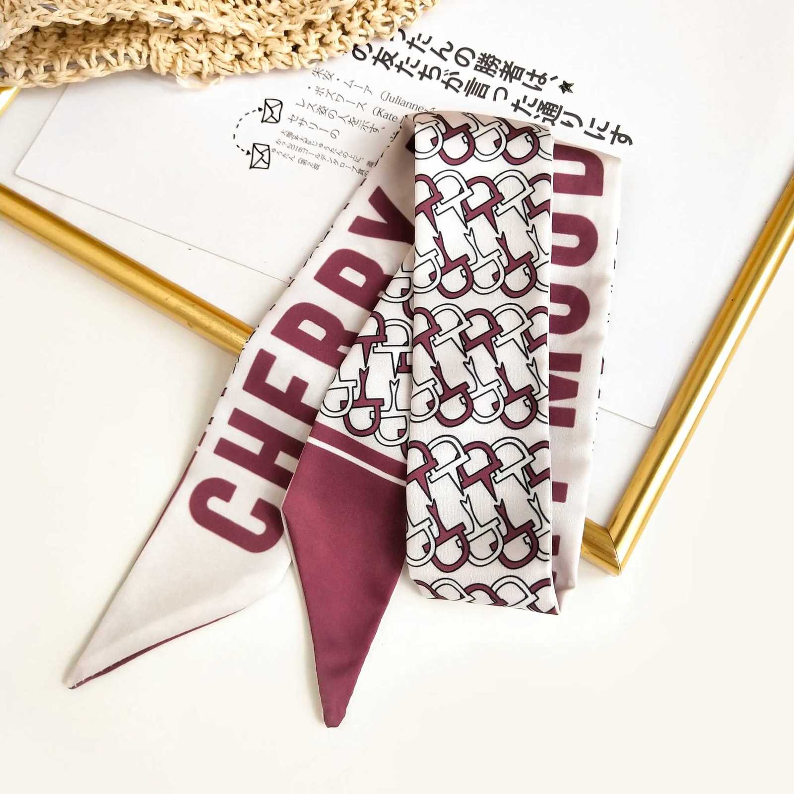 KoreanSty Small Silk Scarf Wens Spring Autumn Narrow Fashion Long Strip Arm Bag Ribbon Neckerchi Small RibbonW251021