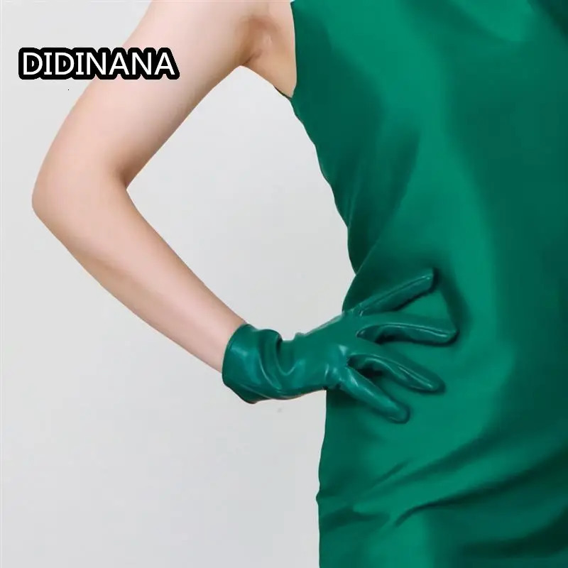 PU long leather gloves Gothic simulation leather female emerald dark green stick hand slimming performance pography 251020