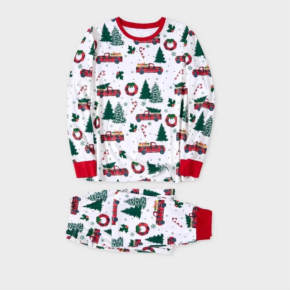 Casual Winter Cotton Parentchild Family Matching Christmas Pajamas Childrens Sleepwear Couple Pyjamas Womens Mens Loungewear L251021Q3F0