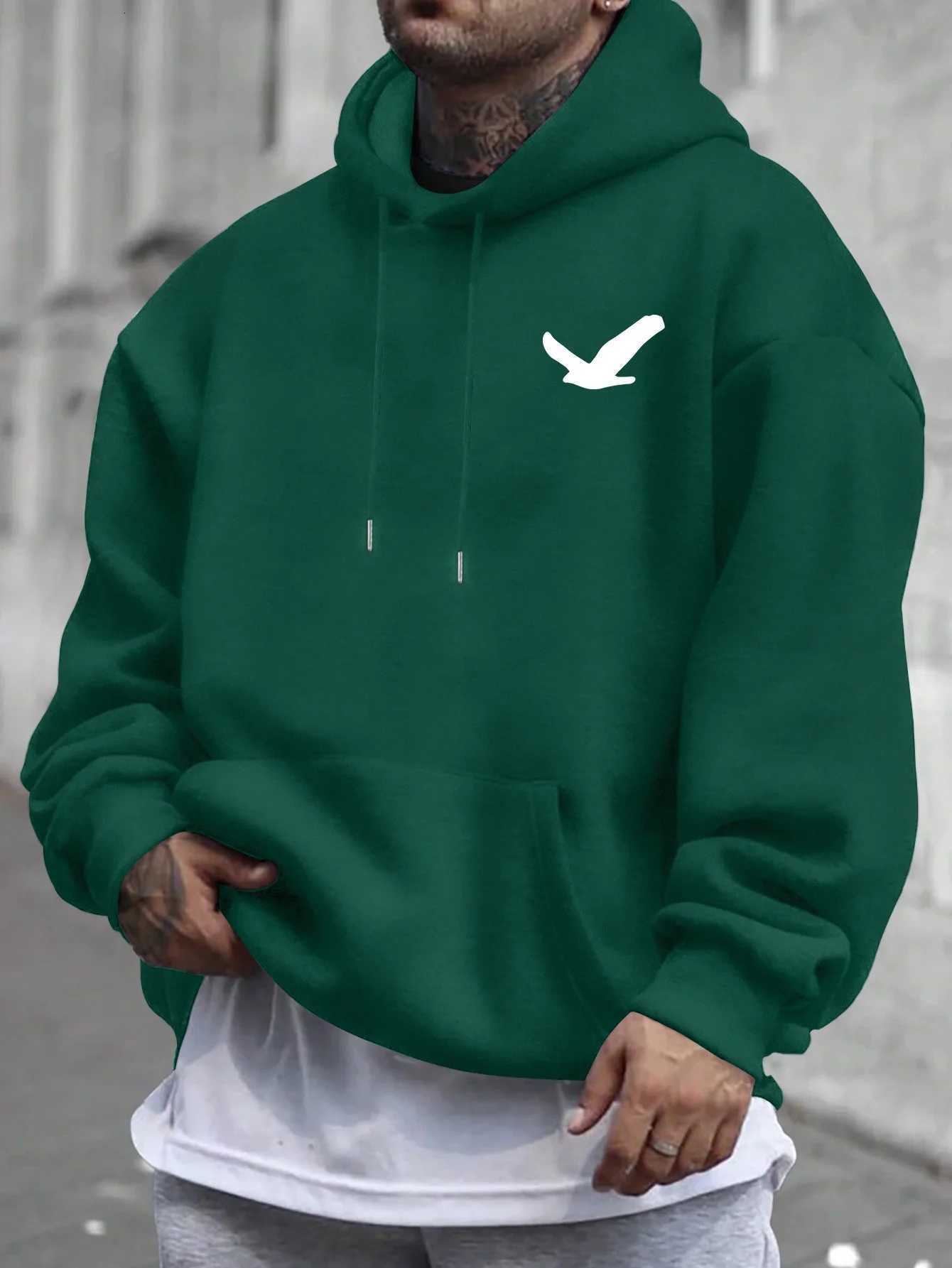 Mens Street Casual Hoodie with Printed Kangaroo Pockets A Fashionable Comfortable and Warm Outdoor Sweater Forautumn and Winter W251021