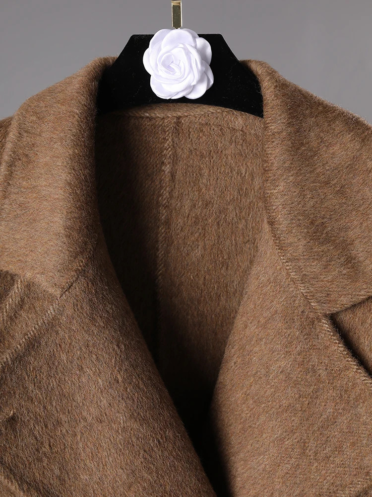 EWQ Brown Woolen Overcoat Office Trendy Women Scarf Collar Long Sleeved Long Outerwear Doublefaced Cashmere Coat Autumn 251017