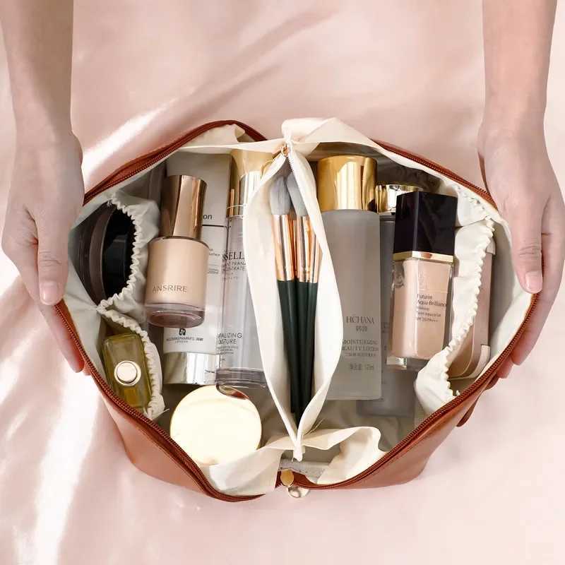 LargeCapacity Travel Cosmetic Bag Portable PU Makeup Pouch Women Waterproof Bathroom Wash Handbag Multifunctional Toiletry KitW251021