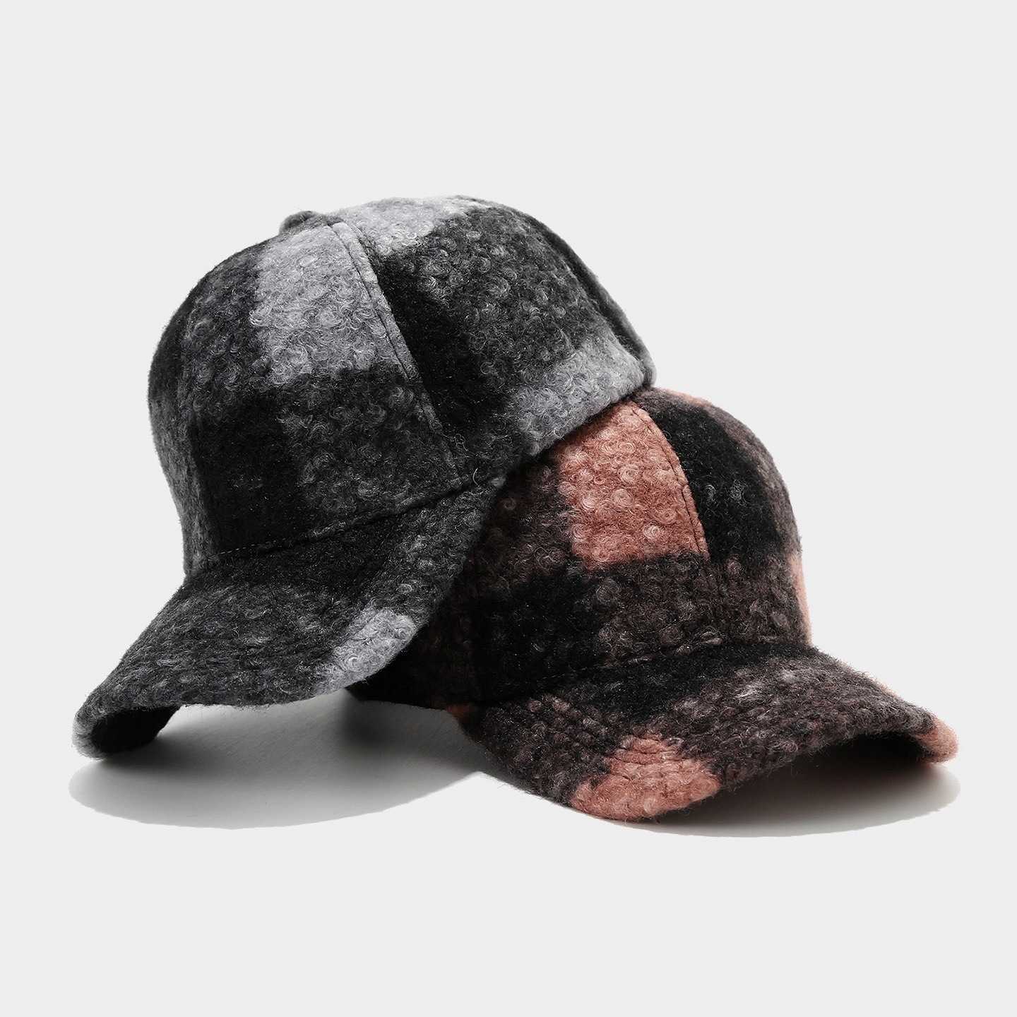 Autumn Winter New Classic Color Block Plaid Versatile Baseball Cap Thickened Warm Comfortable Windproof Slimming Duckbill Cap H251020