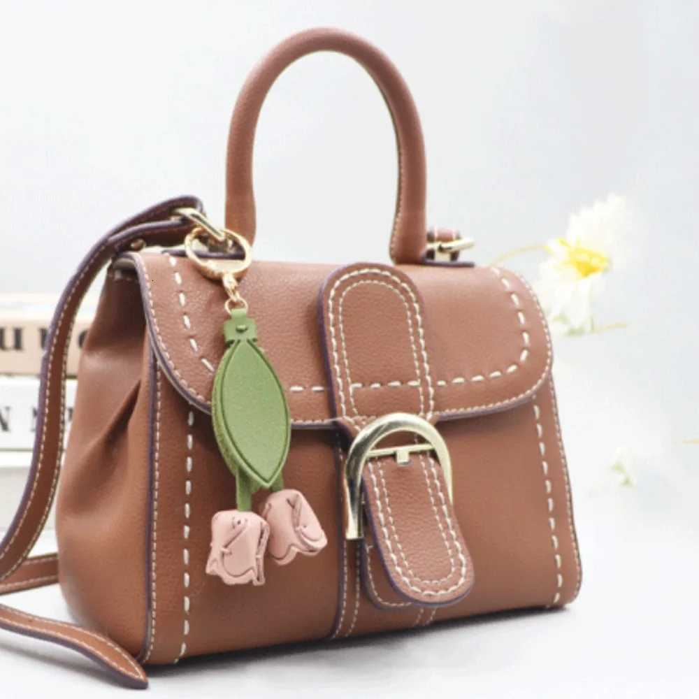 Creative Sweet Tulip Bag Pendant PU Leather Korean Style Car Key Chains Bag Match Accessories Dopamine Floral Lanyard Woman W251021