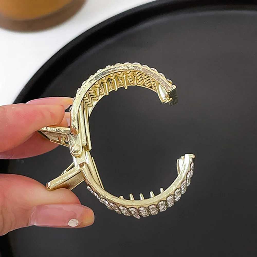 2023 New Pearl Rhinestone Hair Claws Girl High Ponytail Clip Fixed pin Claw Advanced Sense accessories HeadwearW254021
